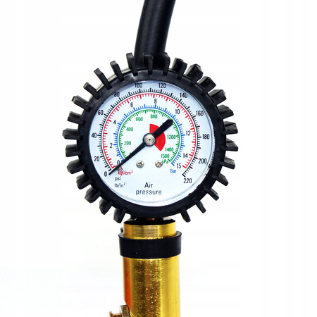 PISTOLET DO POMPOWANIA KÓŁ Z MANOMETREM TIR TG8