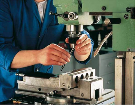 UCHWYT WIERTARSKI SAMOZACISKOWY B16 1-16mm