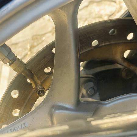 PRZEDŁUŻKA KĄTOWA ADAPTER DO POMPOWANIA KÓŁ OPON 45° WENTYL METALOWA 36 MM