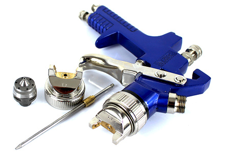 PISTOLET LAKIERNICZY HVLP DYSZA 1.4 i 1.7 REDUKTOR