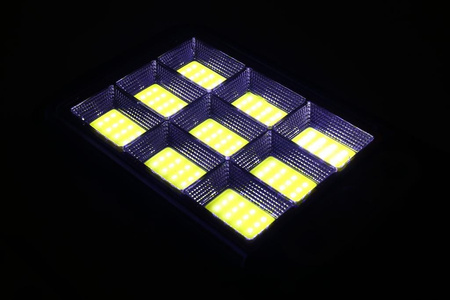 MOCNA LAMPA SOLARNA LED Z CZUJNIKIEM RUCHU I ZMIERZCHU OGRODOWA ULICZNA