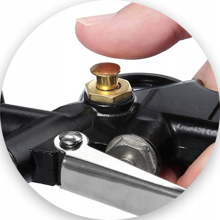 PISTOLET DO POMPOWANIA KÓŁ CYFROWY MANOMETR LCD POMPKA SAMOCHODOWA 18 BAR